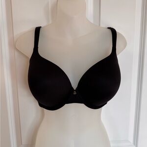 Victoria's Secret Sleek Black Push-Up Bra